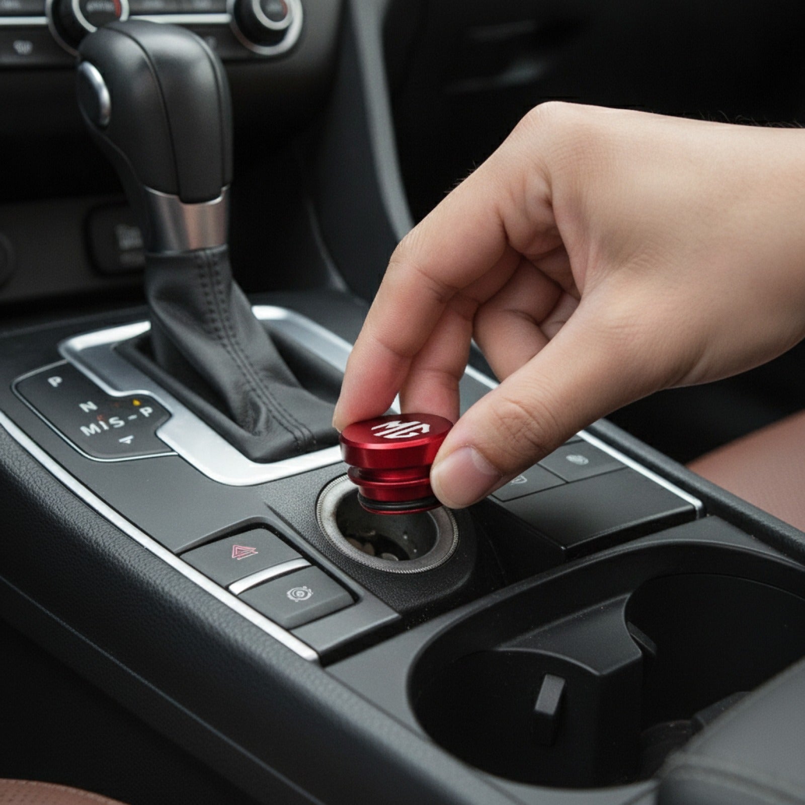 Cache anti-poussière pour allume-cigare de voiture MG